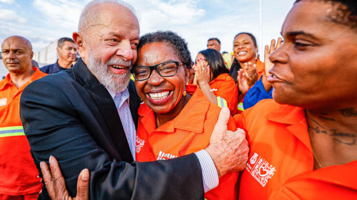 Bolsonaristas mentem e manipulam fala de Lula sobre garis. Campanha pede resposta