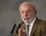 Lula zera imposto e subsidia diesel para conter alta do petróleo