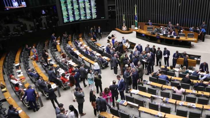 PEC da Segurança Pública, enviada por Lula, é aprovada na Câmara e vai ao Senado