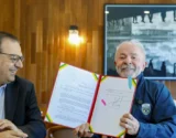 Lula sanciona lei que garante renovação automática da CNH