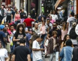 Salários diminuem pobreza em 22 regiões metropolitanas