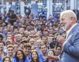 Efeito Lula: sobram empregos; empresários diminuem escalas e aumentam benefícios