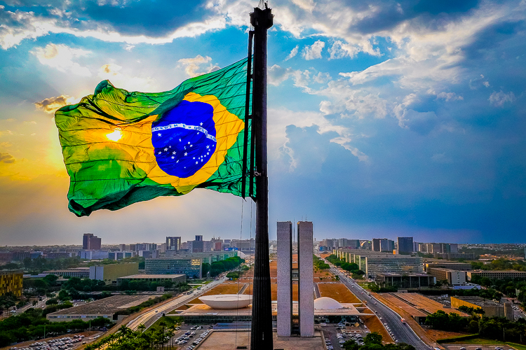 PT, PV e PCdoB invocam soberania para pedir apuração sobre a vinda de Milei ao Brasil