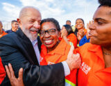 Bolsonaristas mentem e manipulam fala de Lula sobre garis. Campanha pede resposta