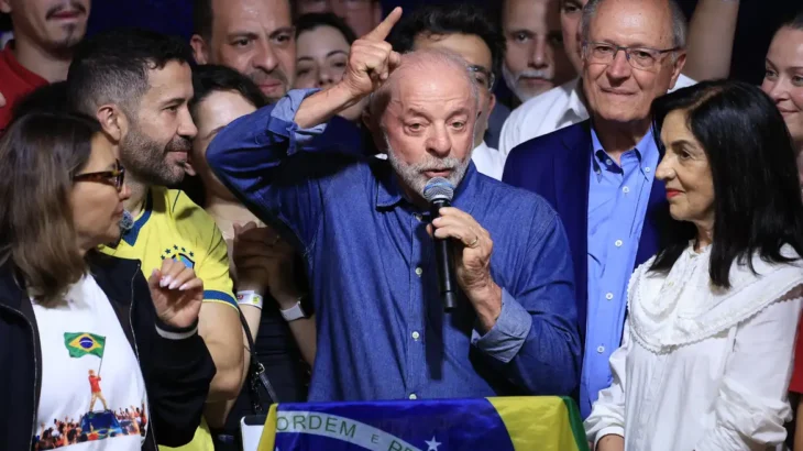 “Vamos mudar o jeito de governar este país”, diz Lula