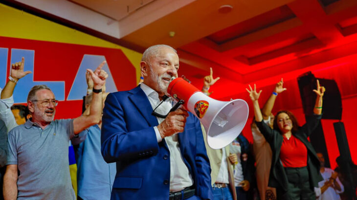 Lula confiante para o 2º turno: ‘Sou bom de mata-mata. A família Bolsonaro que se cuide’